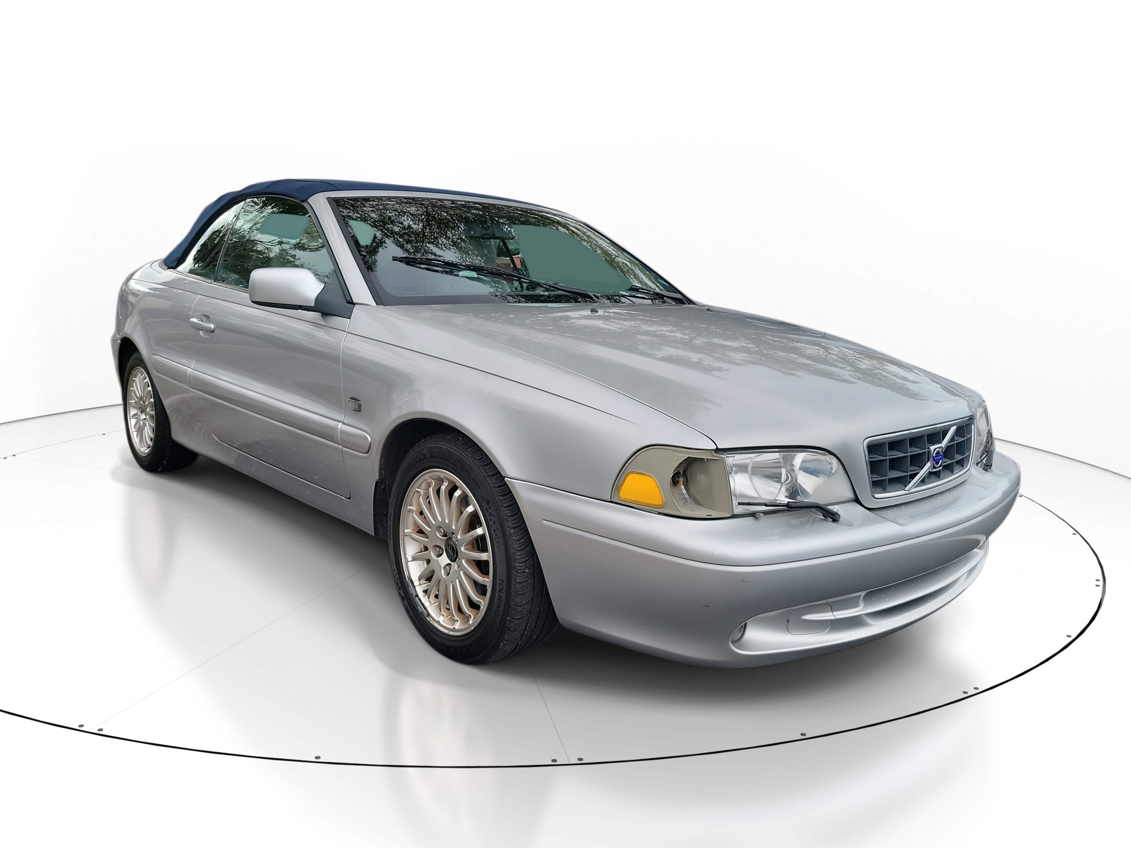 2003 Volvo C70 LT