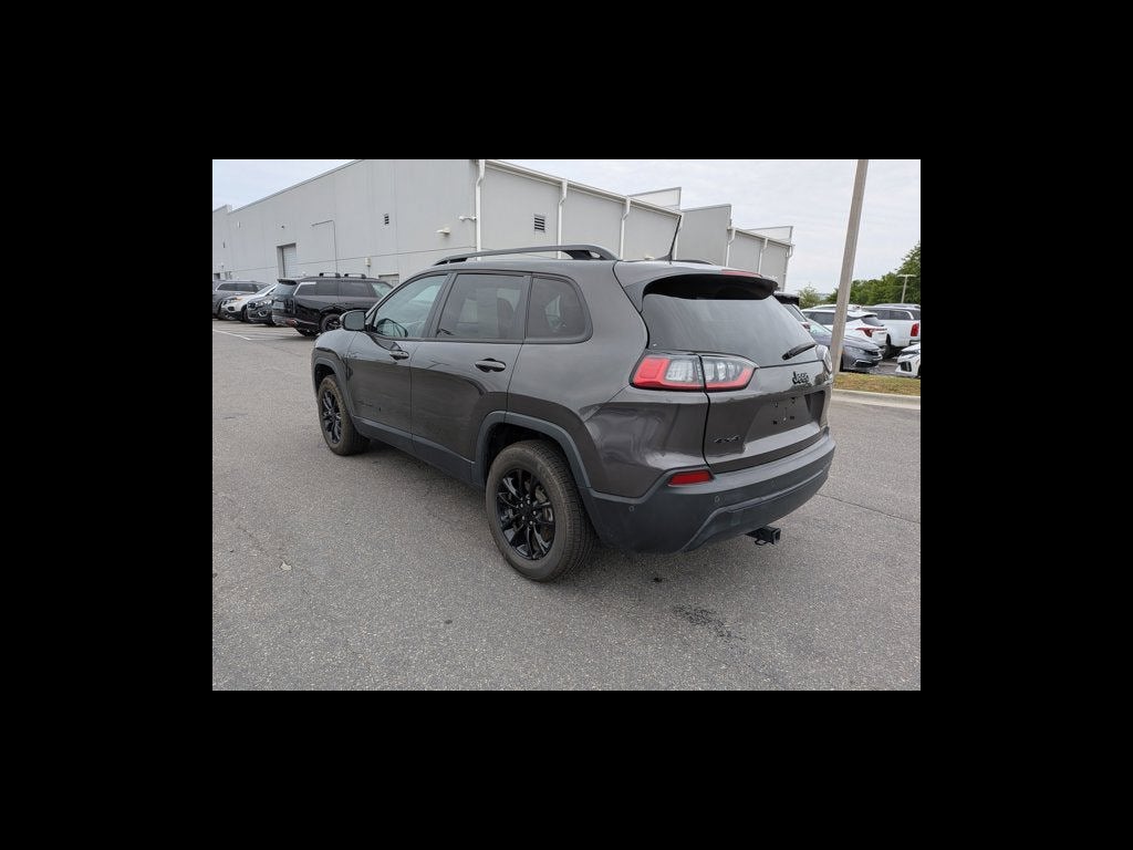 2023 Jeep Cherokee Altitude Lux
