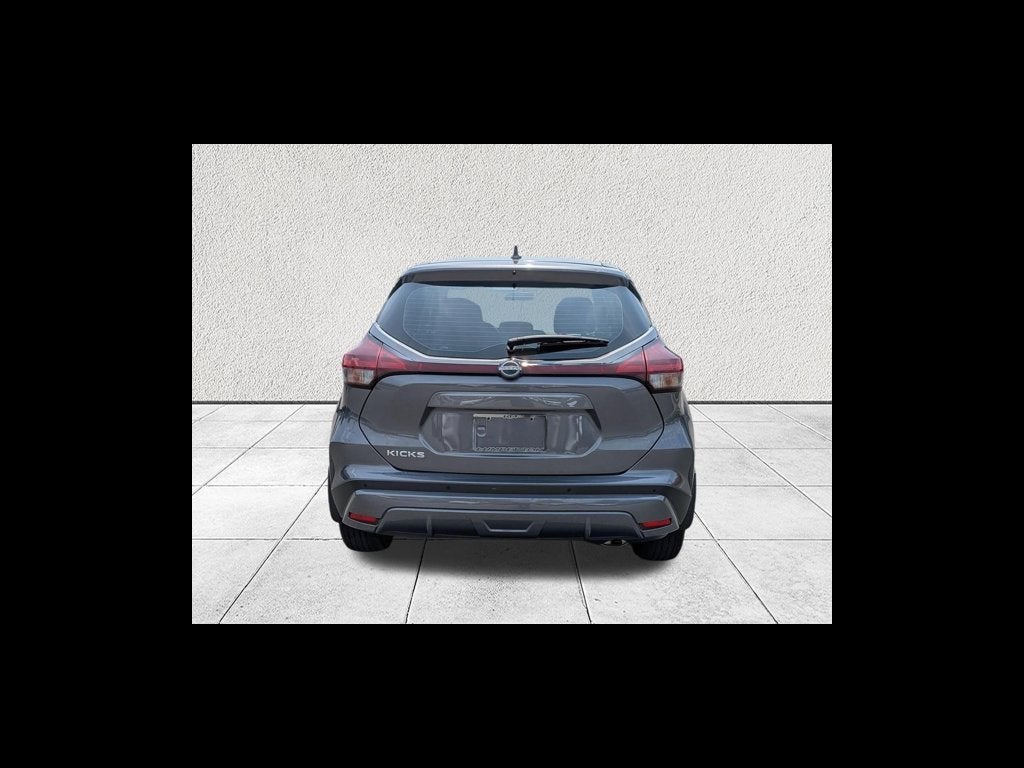 2023 Nissan Kicks S