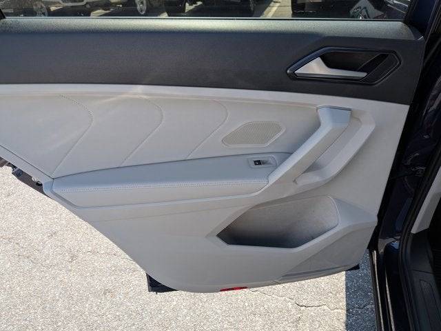2023 Volkswagen Tiguan SEL R-Line