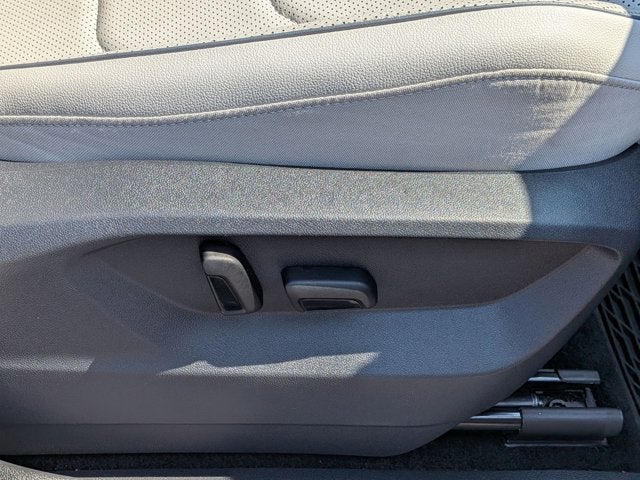2023 Volkswagen Tiguan SEL R-Line