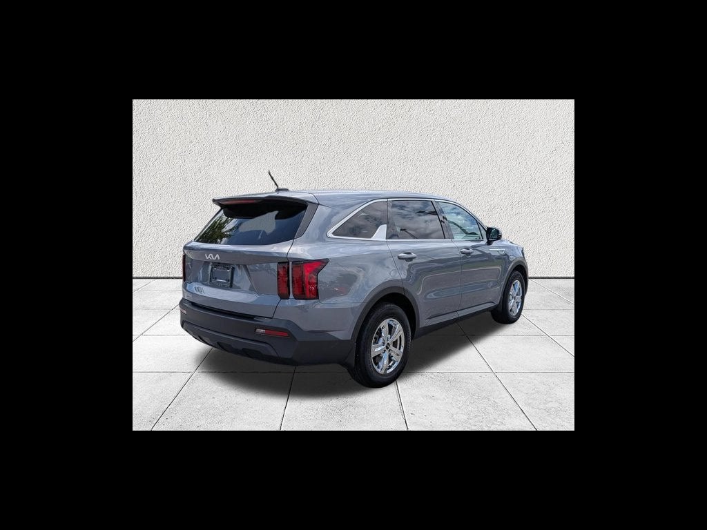 2023 Kia Sorento LX