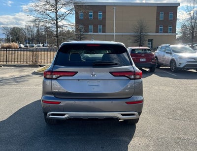 2022 Mitsubishi Outlander Black Edition