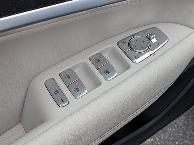 2024 Genesis G70 2.5T