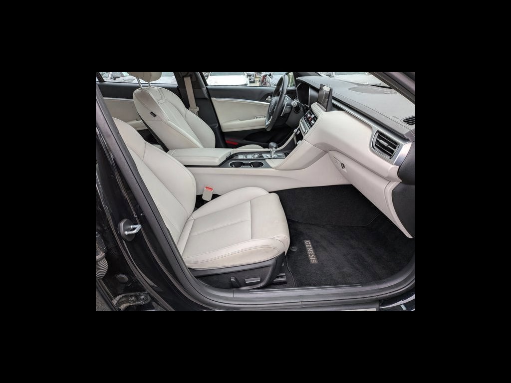 2024 Genesis G70 2.5T