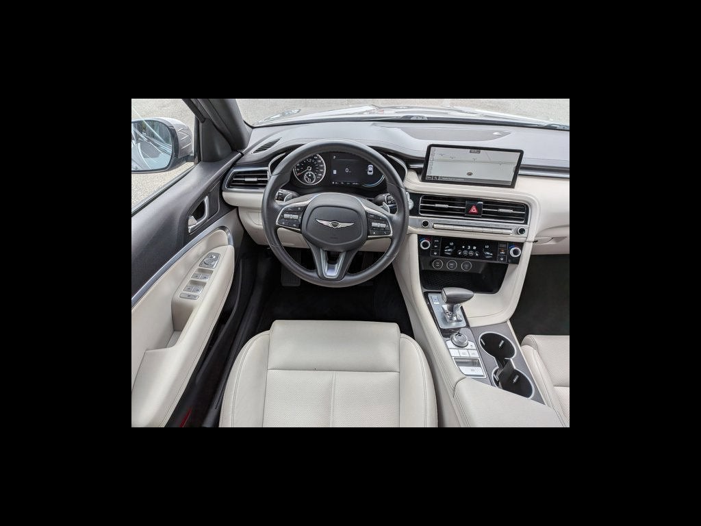 2025 Genesis G70 2.5T