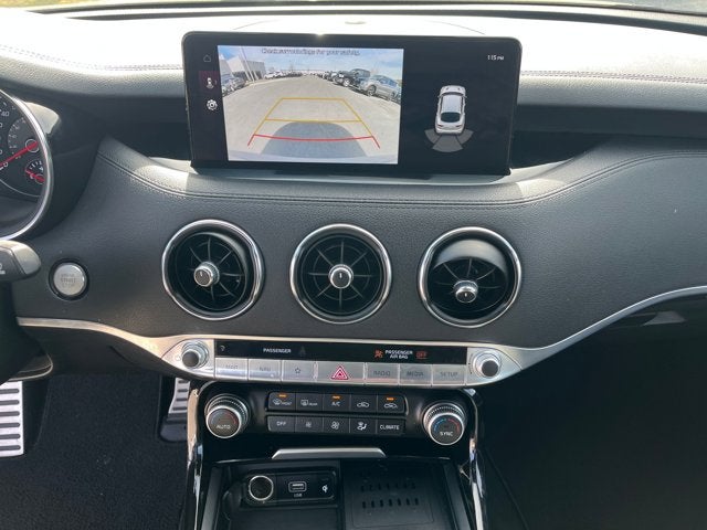 2023 Kia Stinger GT-Line