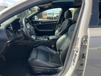 2023 Kia Stinger GT-Line