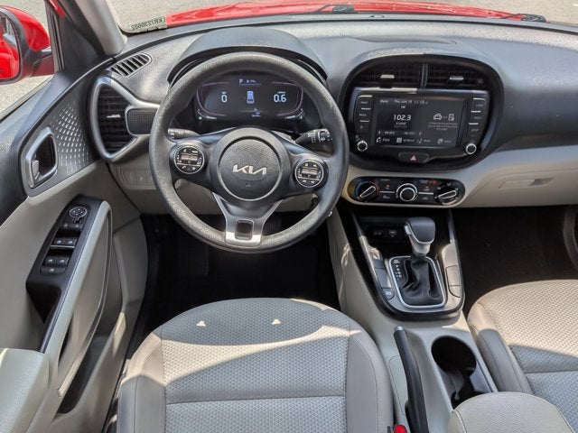 2024 Kia Soul LX