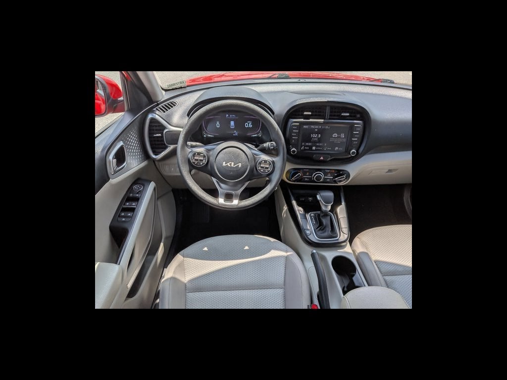 2024 Kia Soul LX