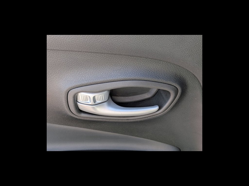 2023 Jeep Renegade Upland