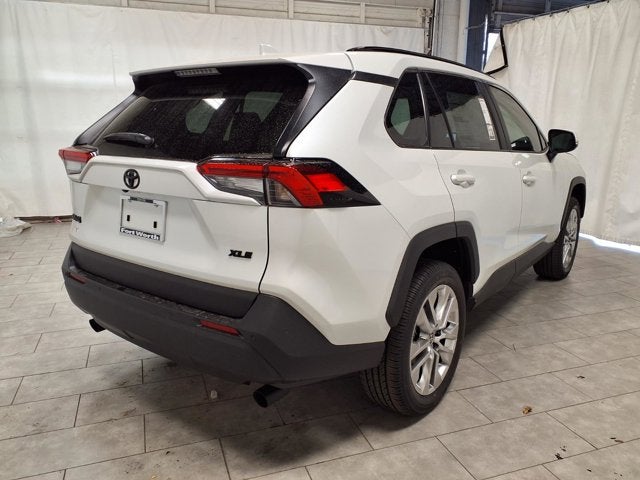 2025 Toyota RAV4 XLE Premium
