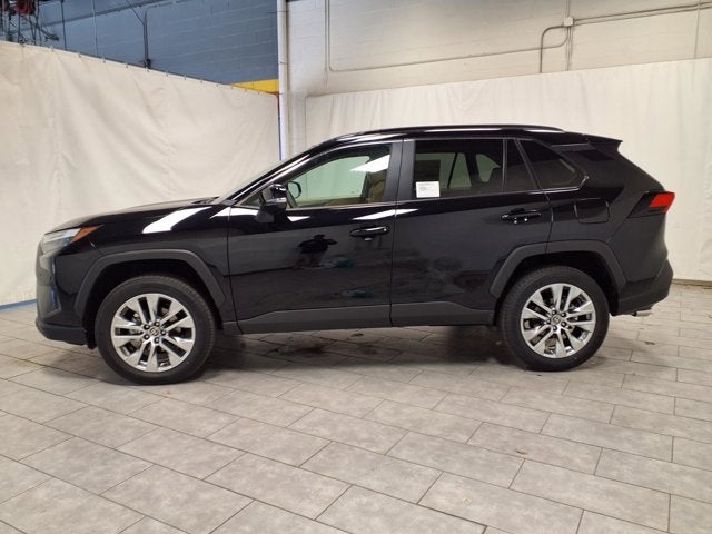 2025 Toyota RAV4 XLE Premium
