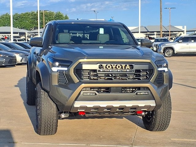 2026 Toyota Tacoma i-FORCE MAX Tacoma Trailhunter