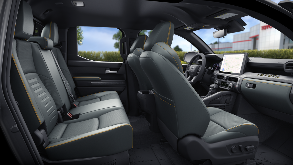 2026 Toyota Tacoma i-FORCE MAX Tacoma Trailhunter