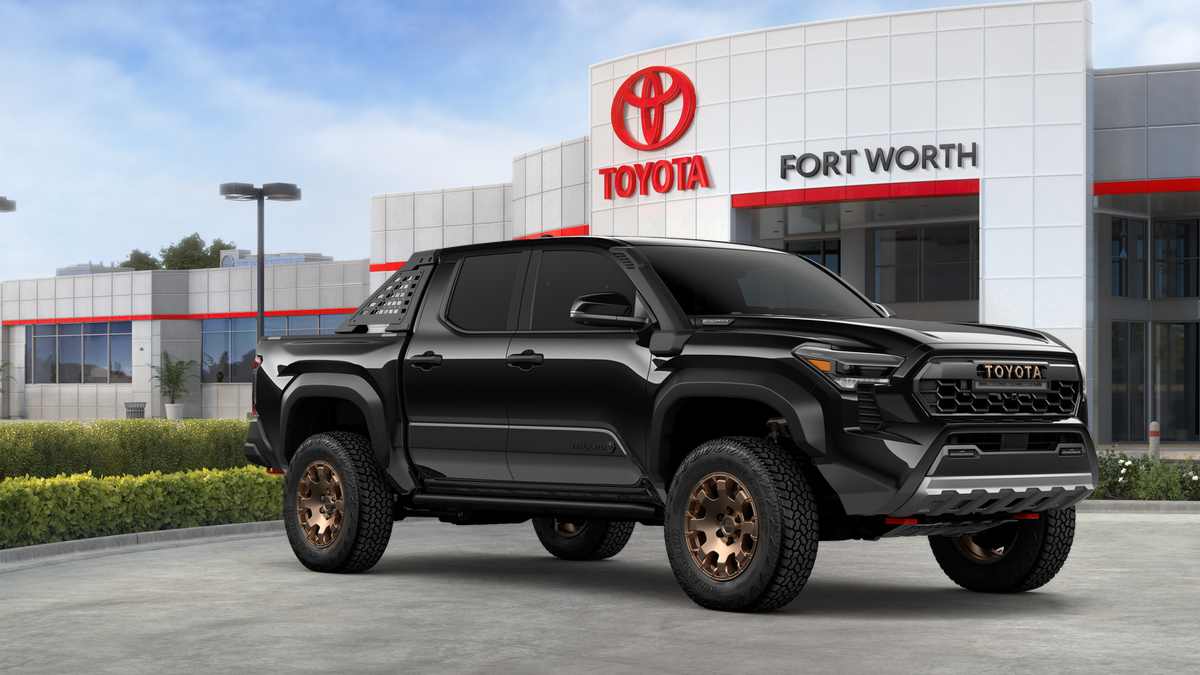 2026 Toyota Tacoma i-FORCE MAX Tacoma Trailhunter
