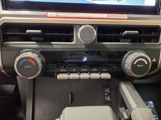 2026 Toyota Tacoma i-FORCE MAX Tacoma TRD Off-Road