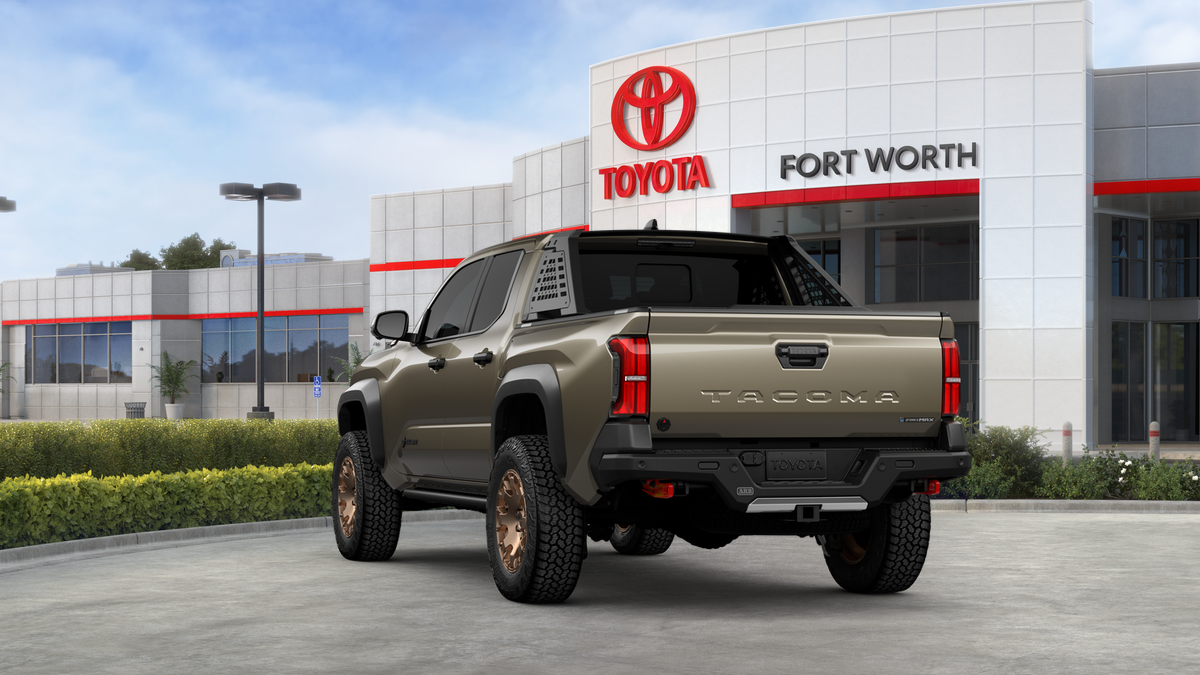 2026 Toyota Tacoma i-FORCE MAX Tacoma Trailhunter