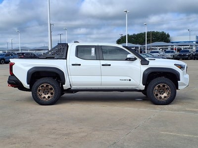 2026 Toyota Tacoma i-FORCE MAX Tacoma Trailhunter