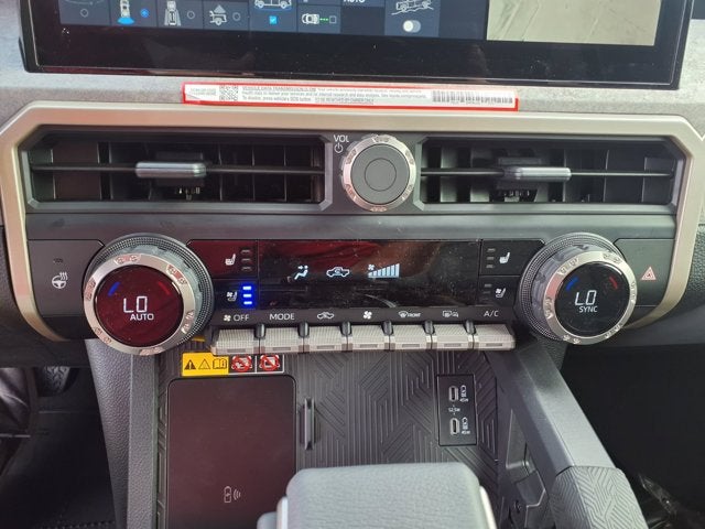 2026 Toyota Tacoma i-FORCE MAX Tacoma Trailhunter
