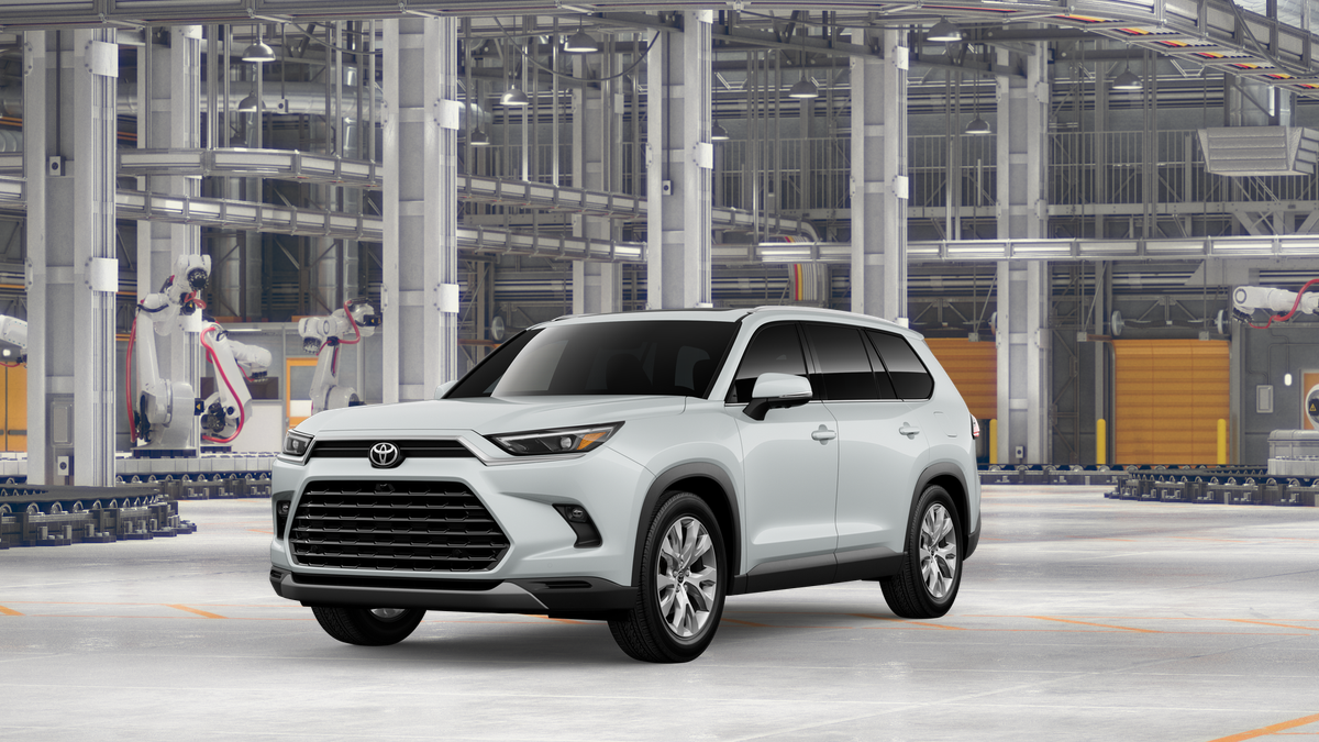 2026 Toyota Grand Highlander Limited AWD's photo