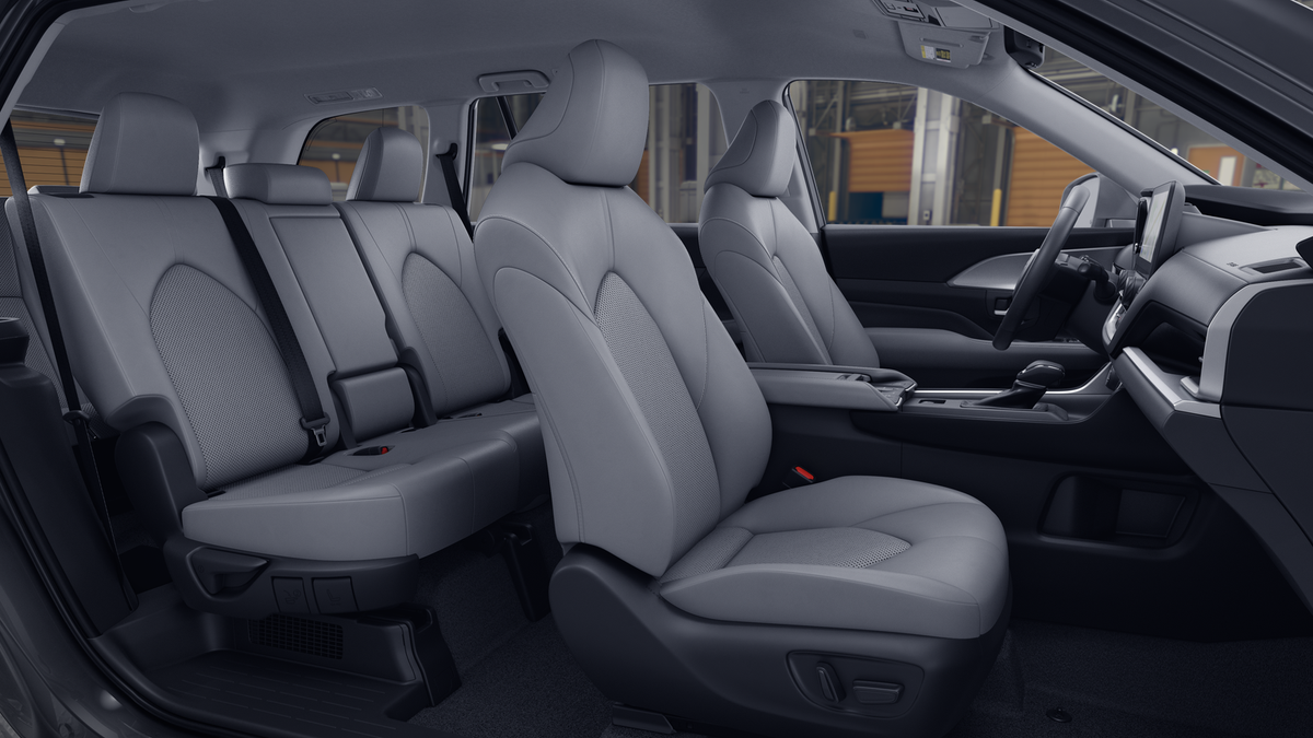 2026 Toyota Grand Highlander Hybrid XLE