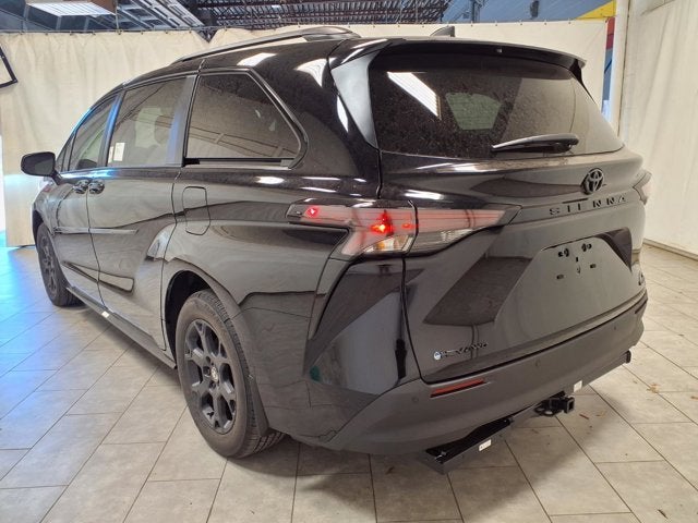 2026 Toyota Sienna Woodland Edition