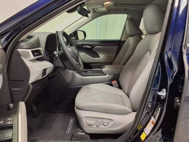 2026 Toyota Highlander Hybrid XLE