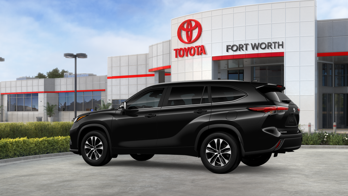 2026 Toyota Highlander XLE