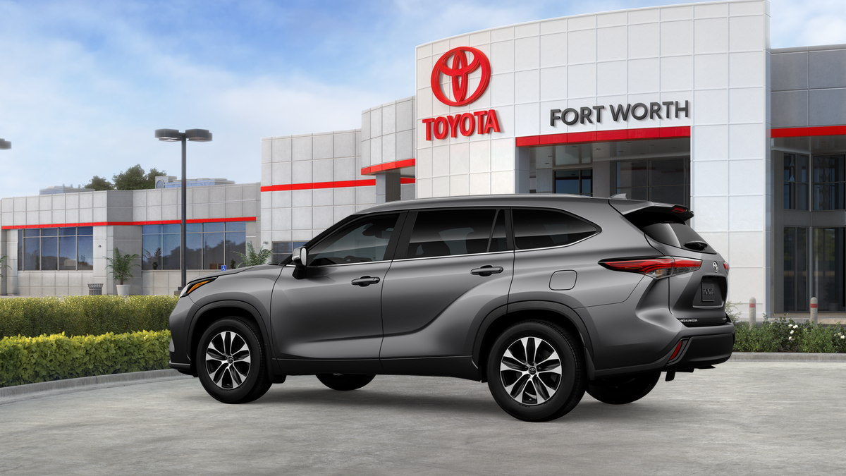 2026 Toyota Highlander XLE