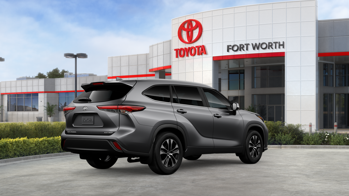 2026 Toyota Highlander XLE