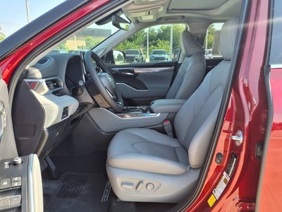 2026 Toyota Highlander Limited