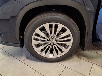 2026 Toyota Highlander Platinum