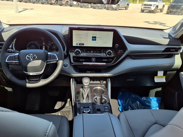 2026 Toyota Highlander Limited