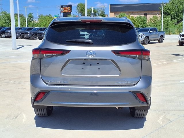 2026 Toyota Highlander Limited