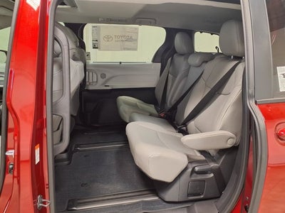 2026 Toyota Sienna XLE