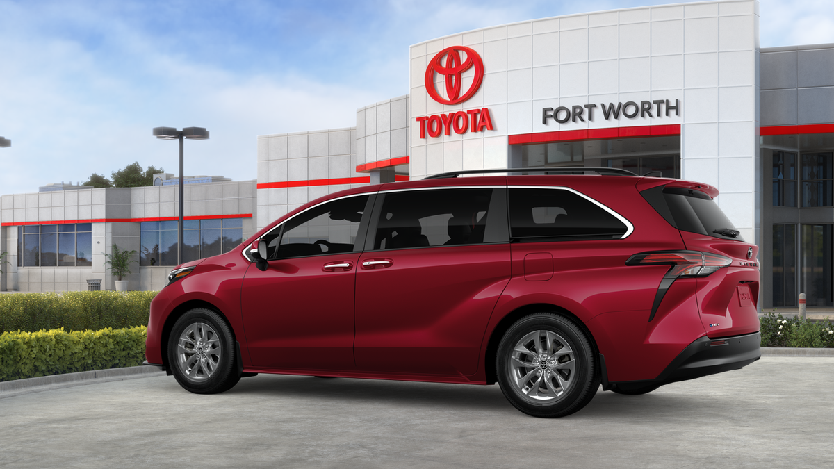 2026 Toyota Sienna XLE