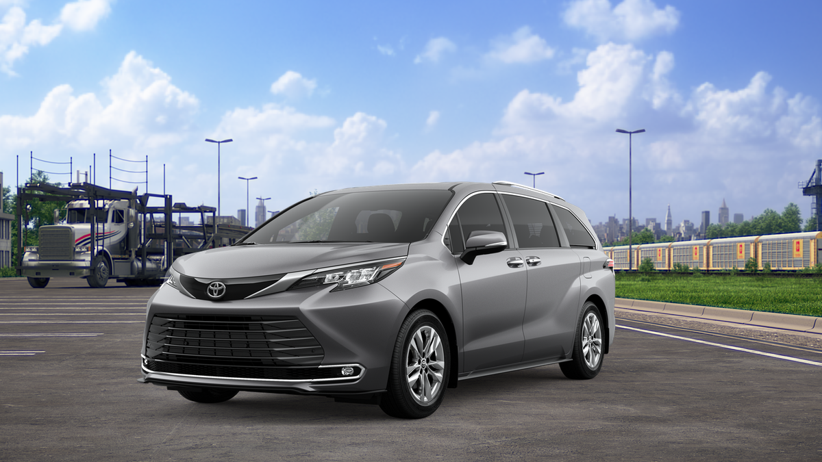 2026 Toyota Sienna Limited 7-Passenger Hybrid FWD's photo