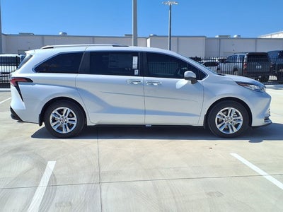 2026 Toyota Sienna Limited