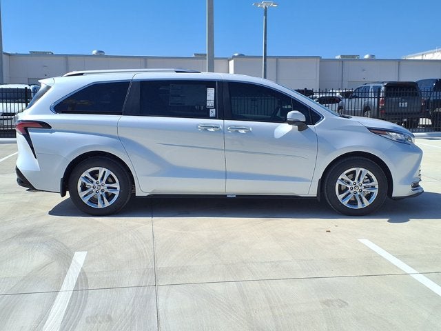2026 Toyota Sienna Limited