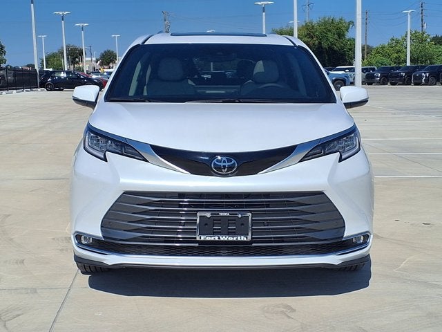 2026 Toyota Sienna Limited