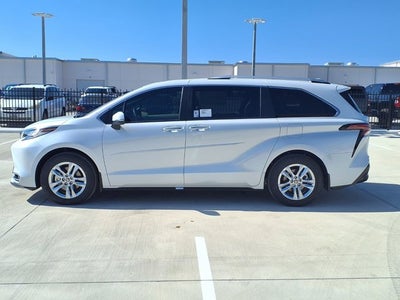 2026 Toyota Sienna Limited