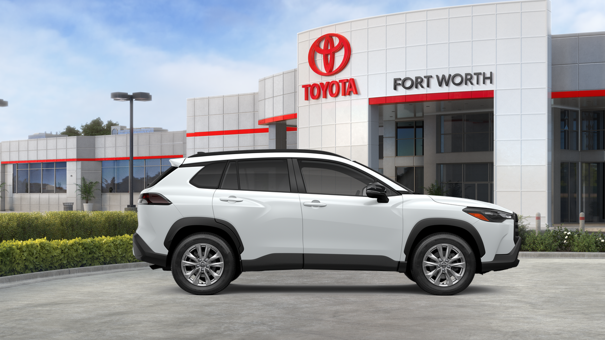 2026 Toyota Corolla Cross LE