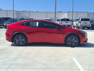 2026 Toyota Prius Plug-in Hybrid SE