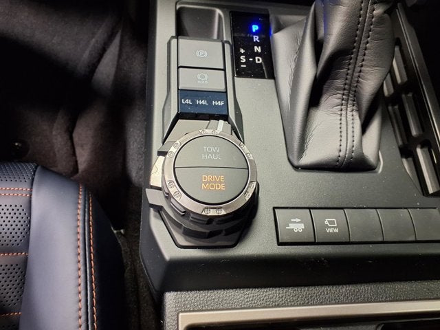 2025 Toyota 4Runner i-FORCE MAX 4Runner Platinum