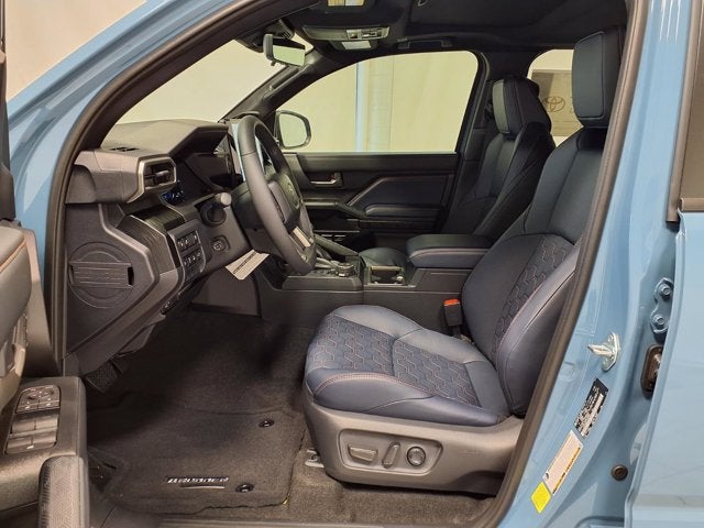 2025 Toyota 4Runner i-FORCE MAX 4Runner Platinum