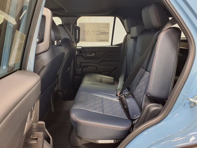 2025 Toyota 4Runner i-FORCE MAX 4Runner Platinum