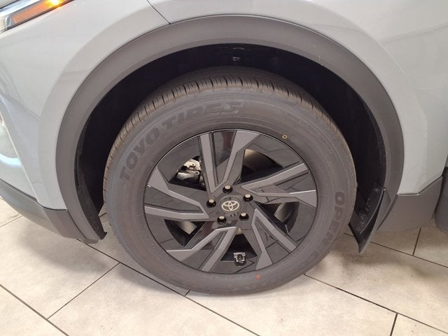 2026 Toyota C-HR SE