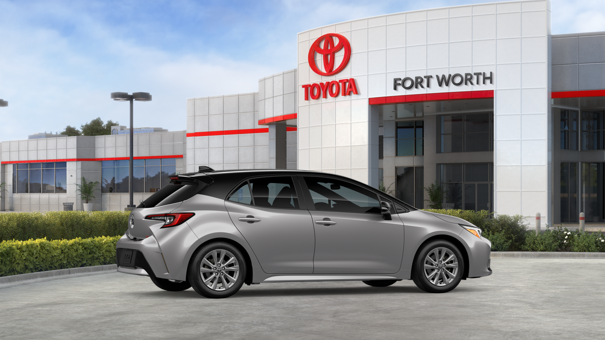 2026 Toyota Corolla Hatchback SE