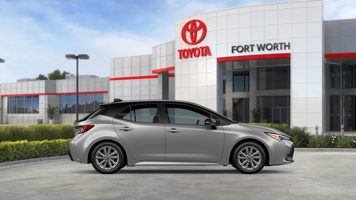 2026 Toyota Corolla Hatchback SE